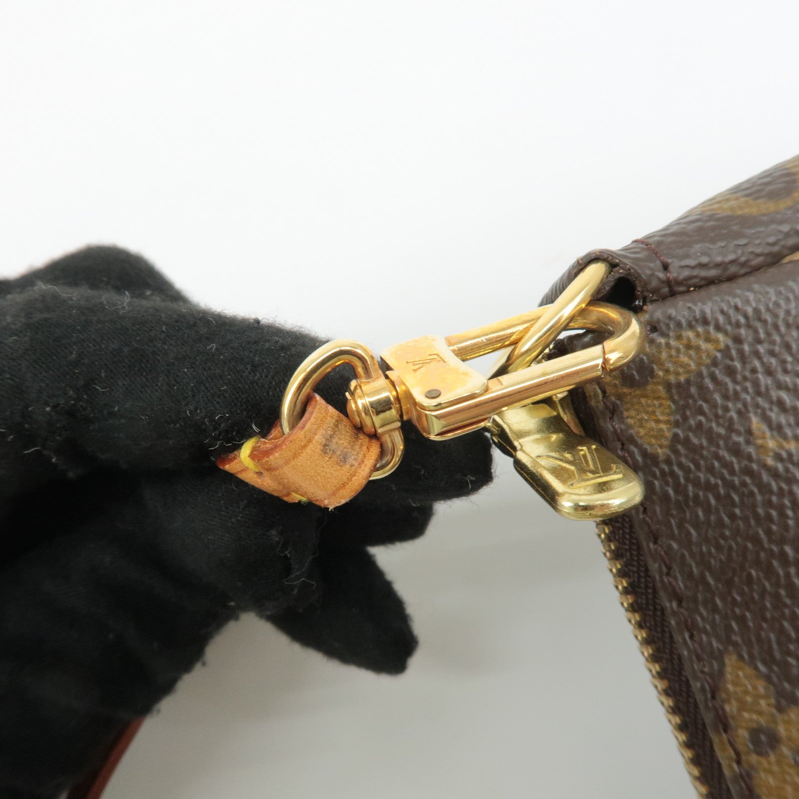 Louis Vuitton Monogram Pochette Accessoires Pouch M51980 Used