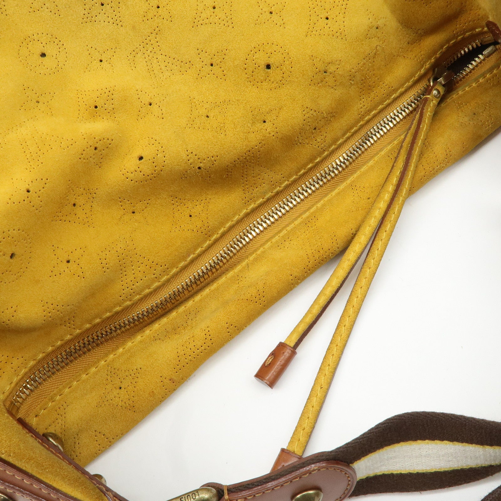 Louis Vuitton Monogram Mahina Onata GM Shoulder Bag Yellow M95118 Used