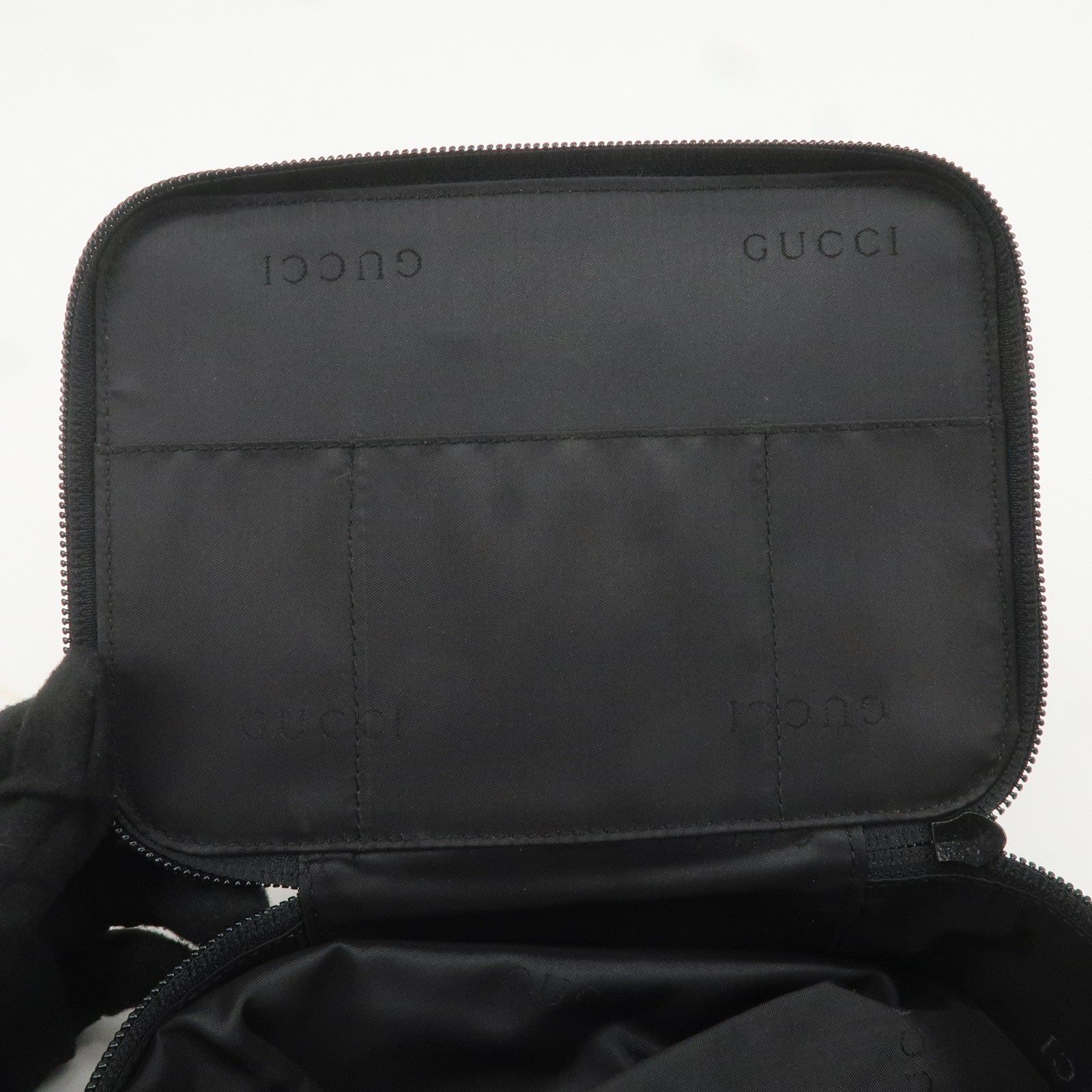 GUCCI Canvas Pouch Cosmetic Pouch Black Silver Hardware 039.0949