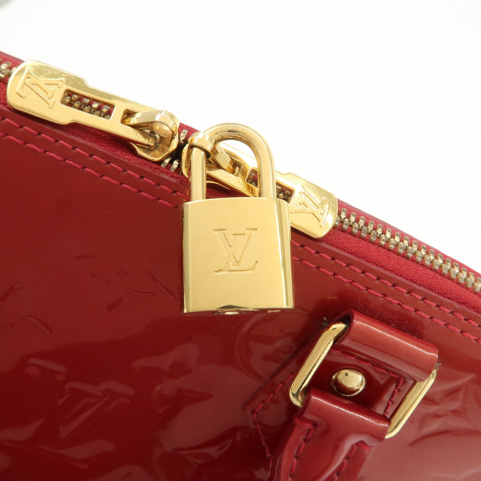 Louis Vuitton Monogram Vernis Alma PM Bag Pomme d
Amour M90096