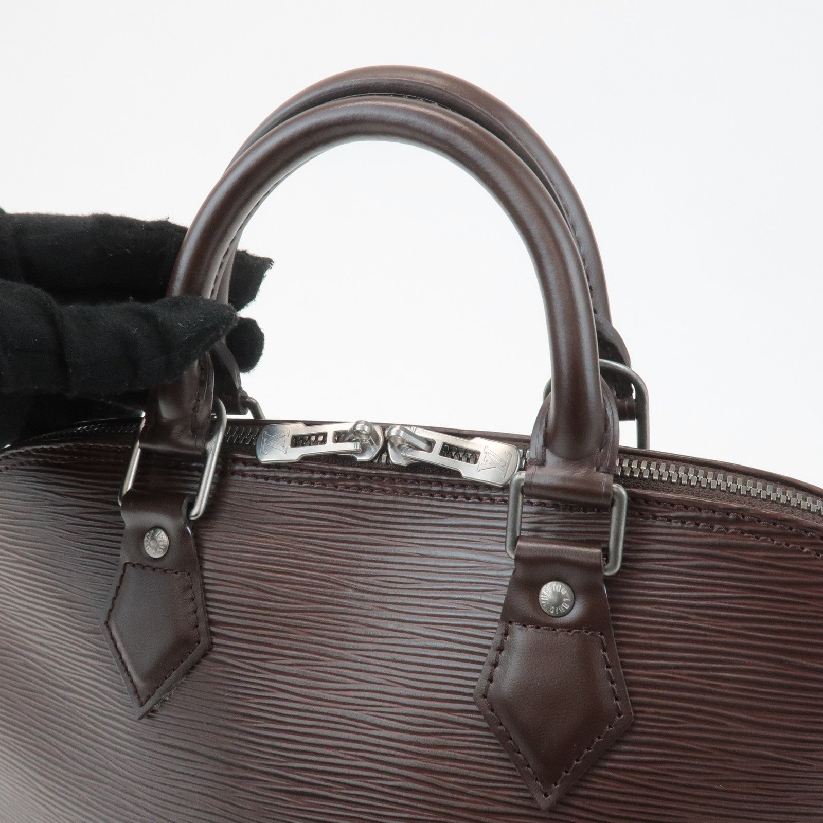 Louis Vuitton Epi Leather Alma PM Hand Bag Mocha Brown M5214D