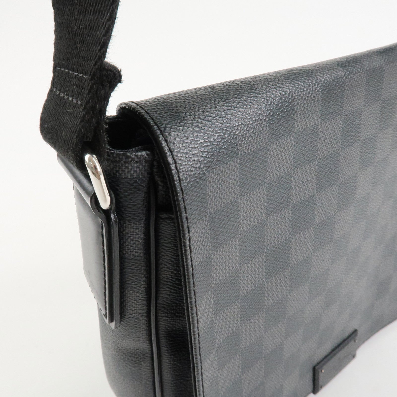 Louis Vuitton Damier Graphite District PM Shoulder Bag Black N41260 Used