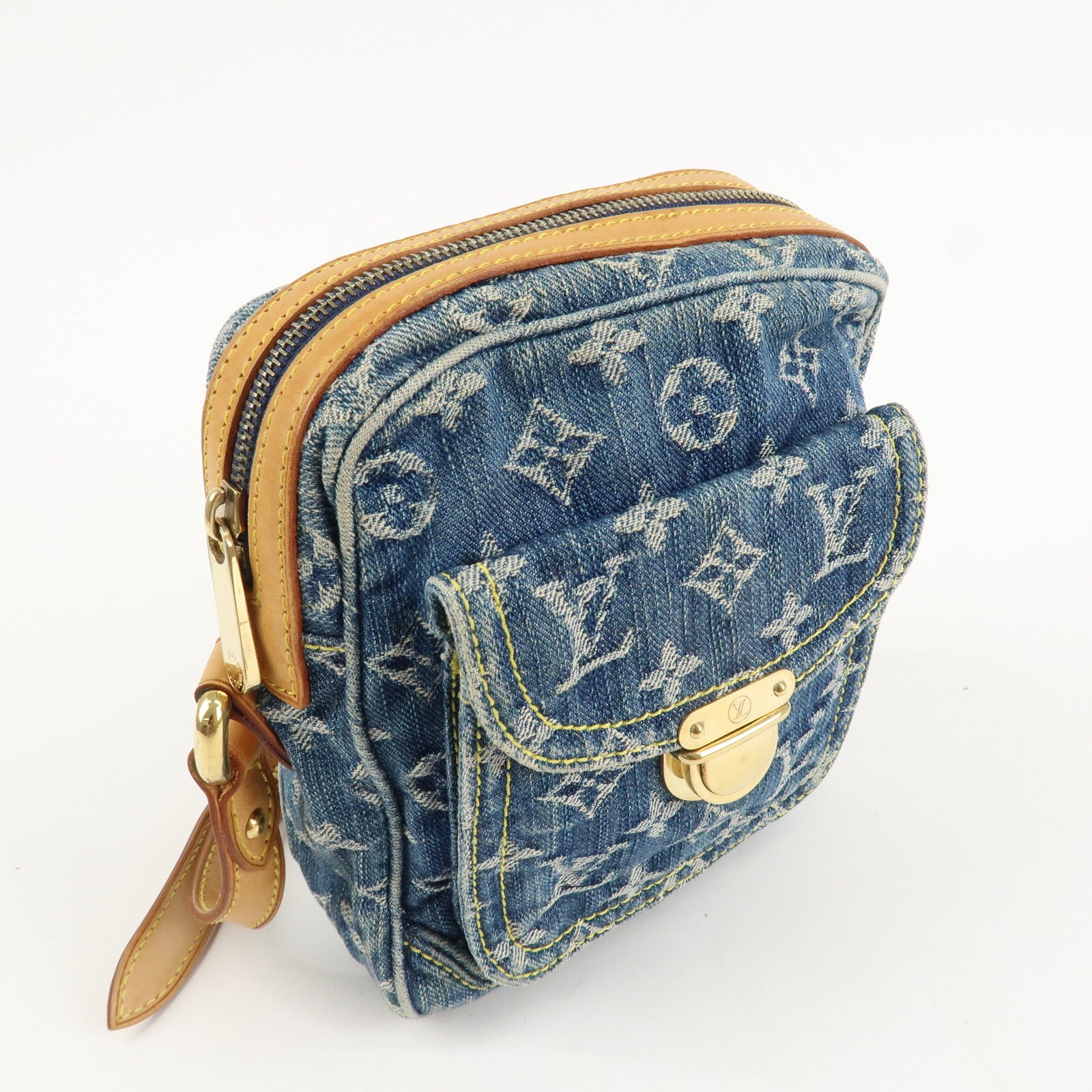 Louis Vuitton Monogram Denim Camera Bag Shoulder Bag Blue M95348 Used