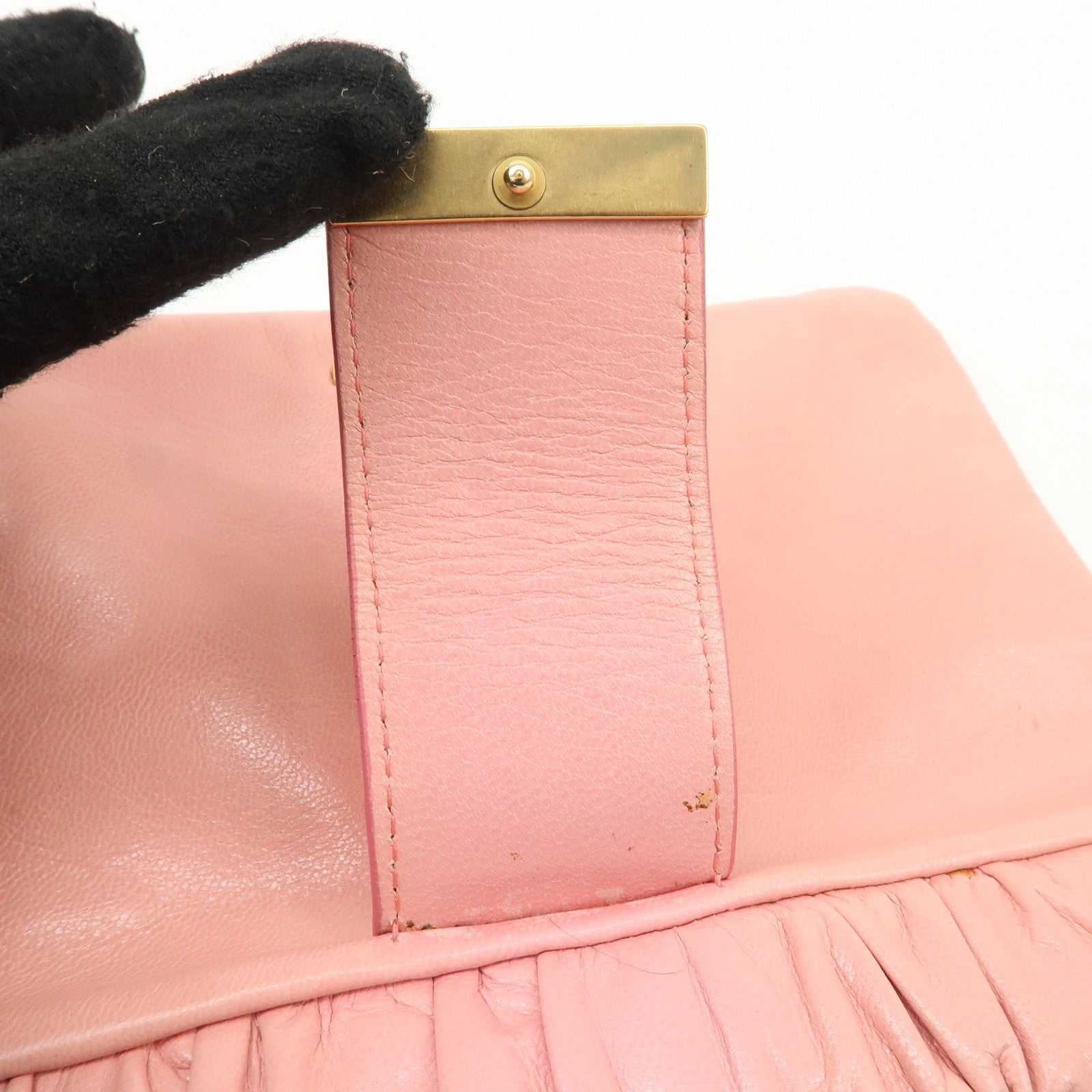 MIU MIU Leather Flower Motif Shoulder Bag Pink Used