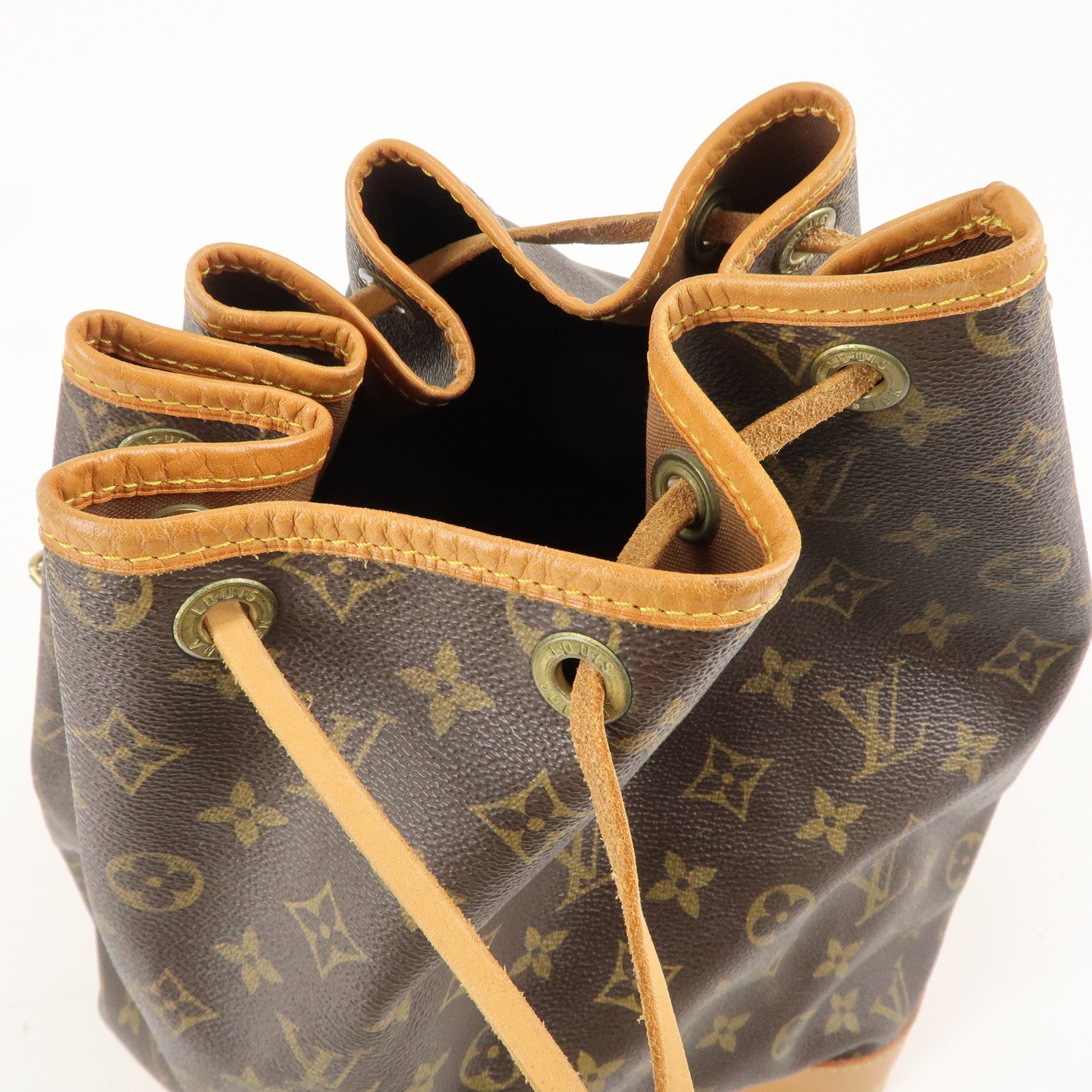 Louis Vuitton Monogram Noe Shoulder Bag Hand Bag Brown M42224