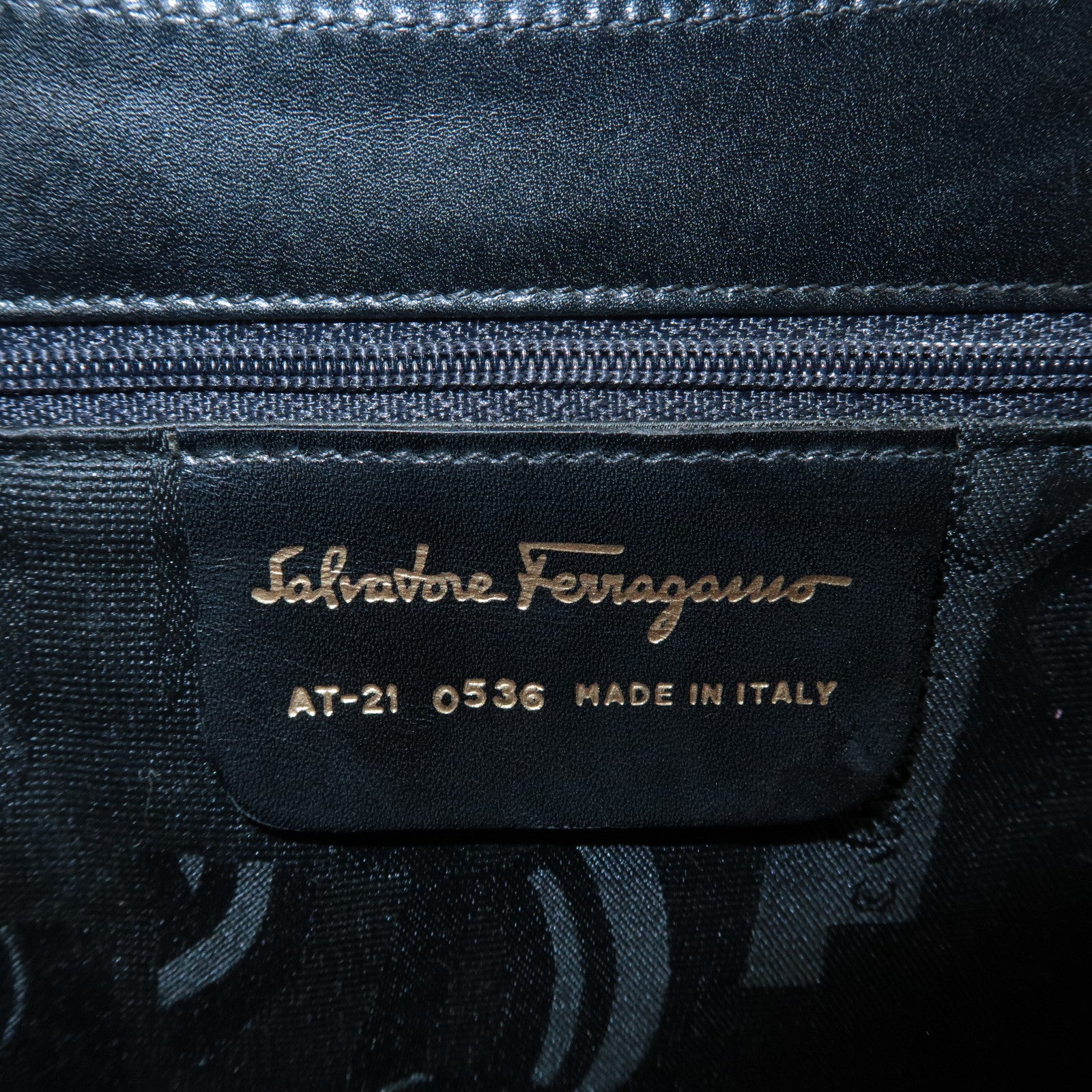 FERRAGAMO Leather Gancini 2Way Hand Shoulder Bag Black AT210536