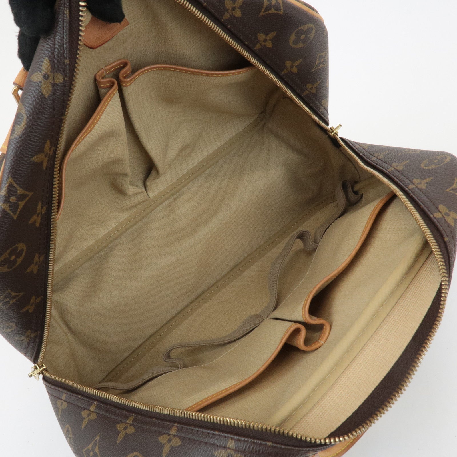 Louis Vuitton Monogram Deauville Hand Bag M47270