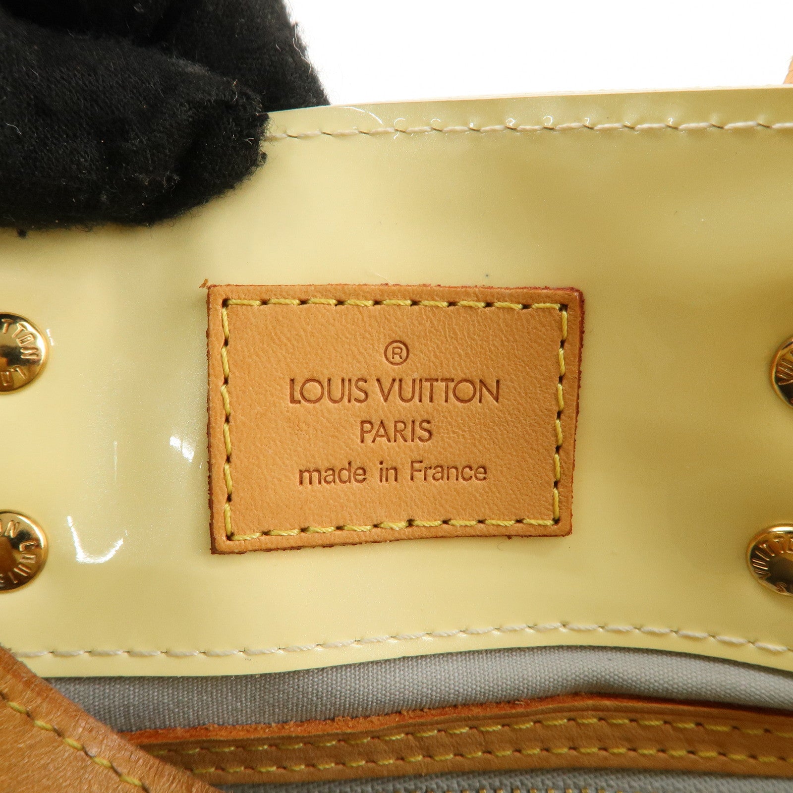 Louis Vuitton Monogram Vernis Lead PM Hand Bag Perle M91336