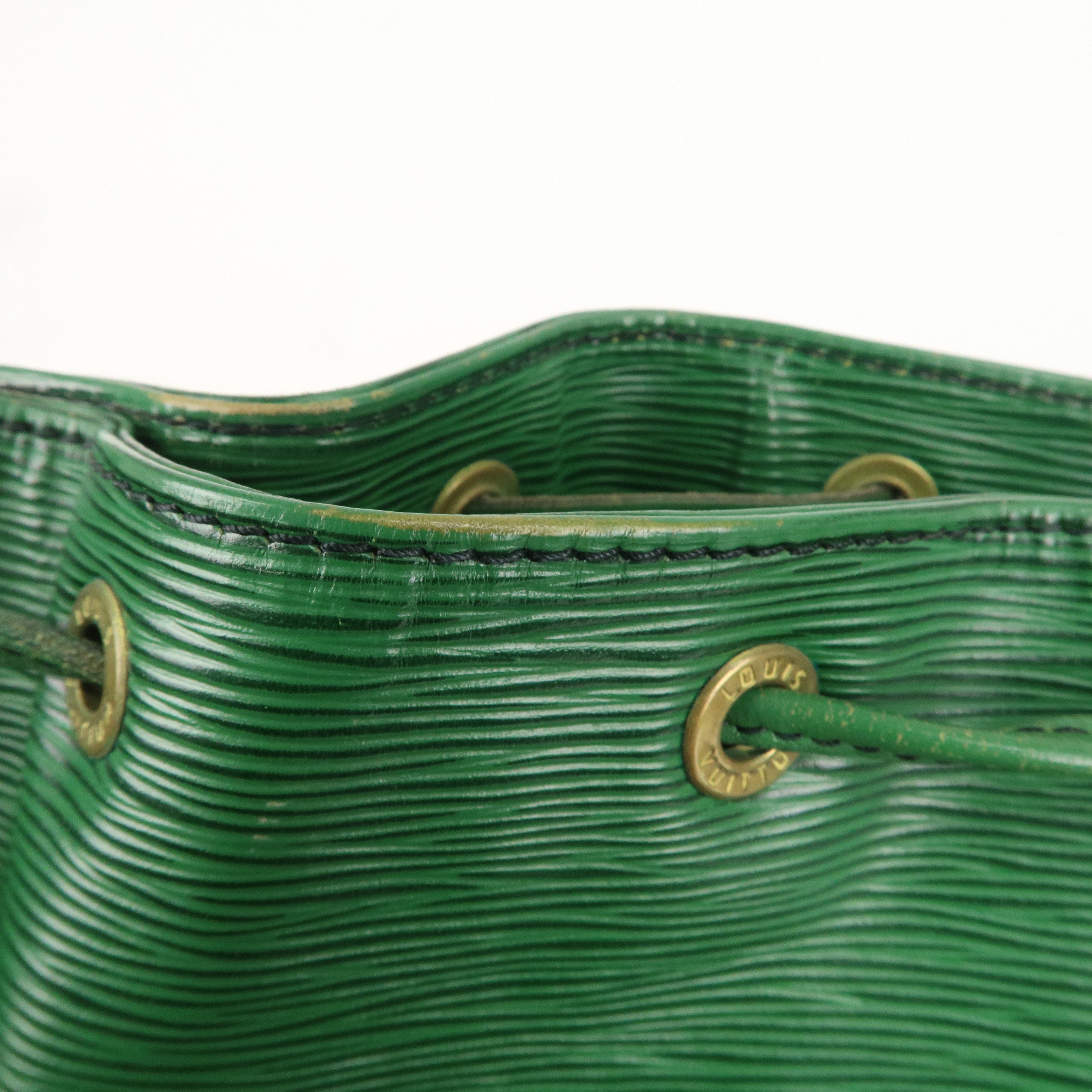 Louis Vuitton Epi Leather Noe Shoulder Bag Borneo Green M44004