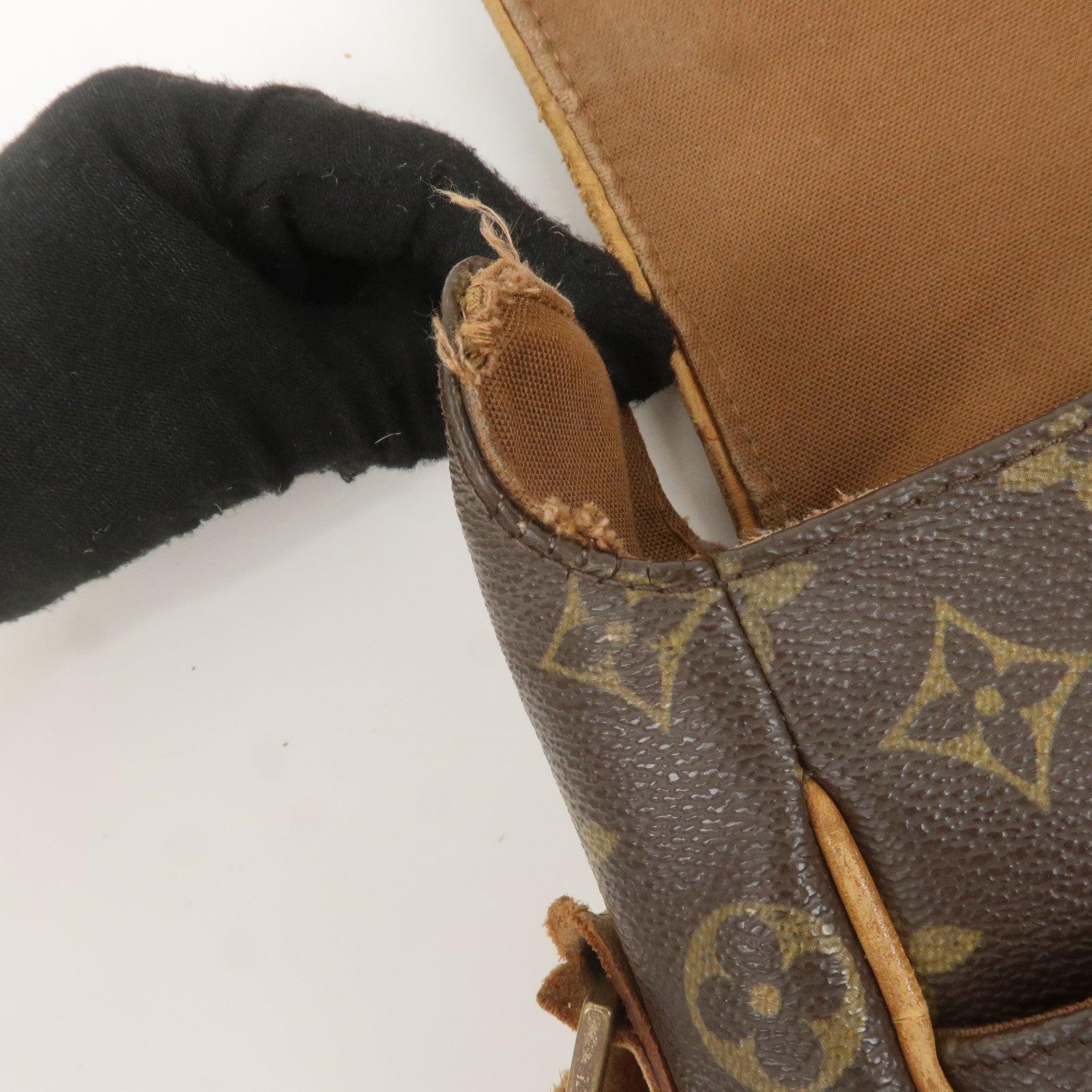 Louis Vuitton Monogram Abbesses Messenger Bag Hand Bag M45257