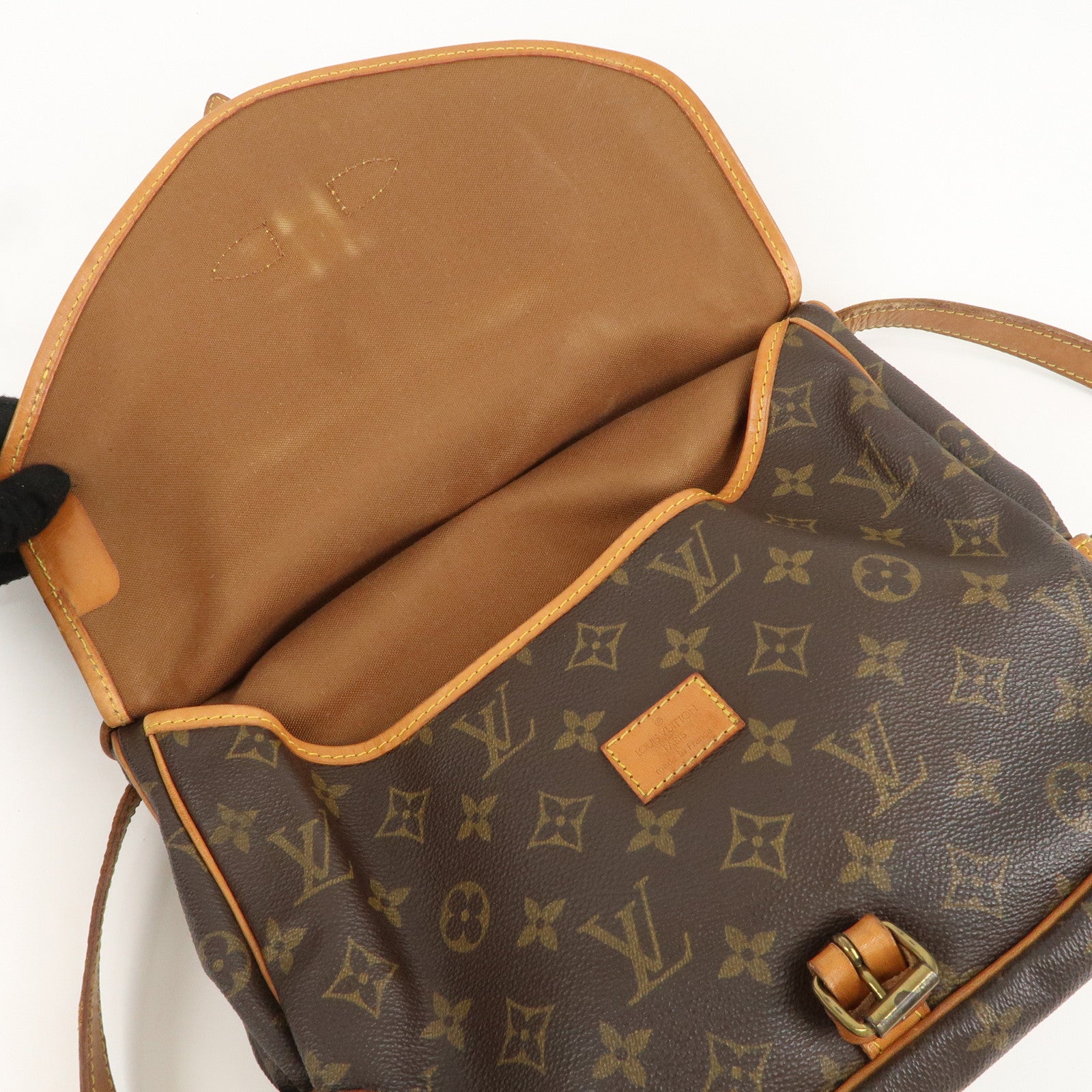 Louis Vuitton Monogram Saumur 30 Crossbody Bag M42256