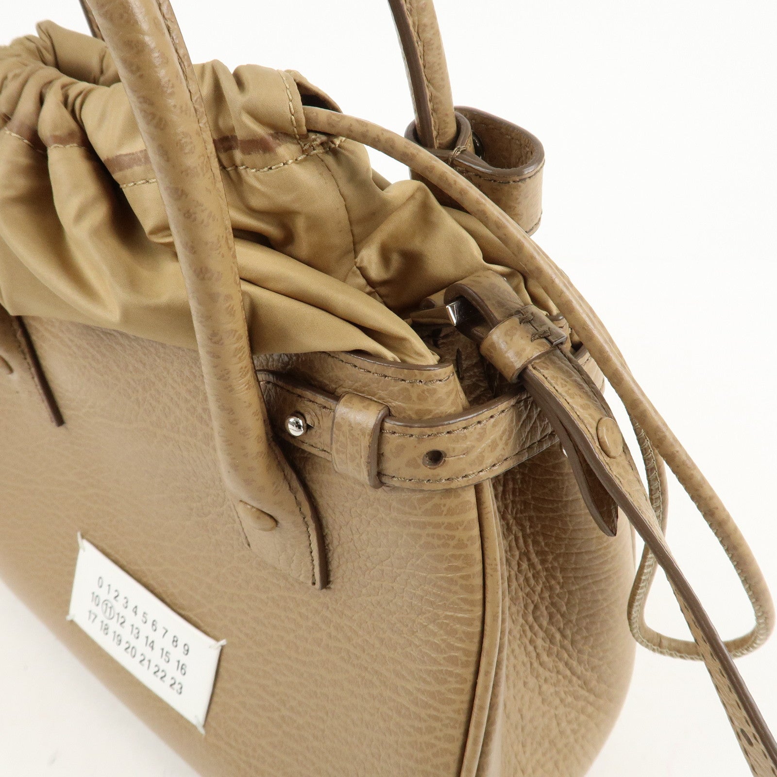 Maison Margiela Leather Drawstring 2Way Bag Hand Bag Beige Used