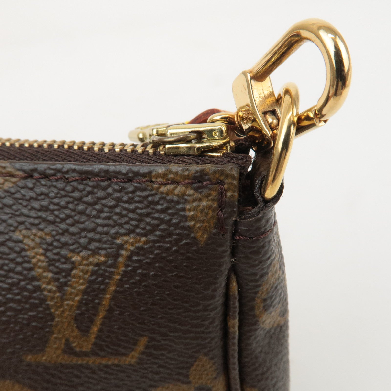 Louis Vuitton Monogram Pochette Accessoires Pouch M51980