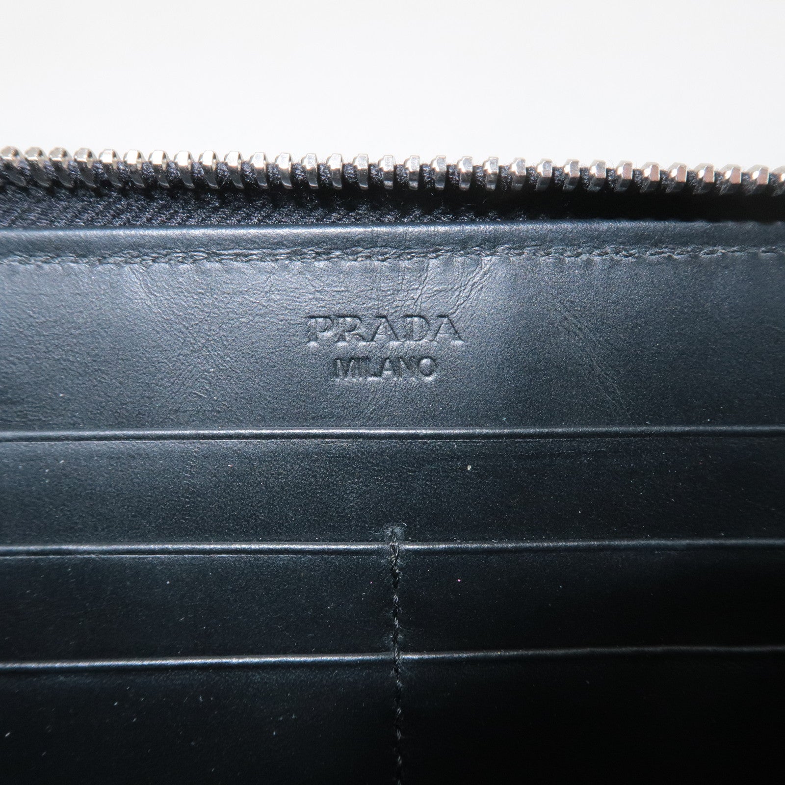 PRADA Saffiano Leather Bijou Studs Round Zipper Long Wallet 1M0506 Used