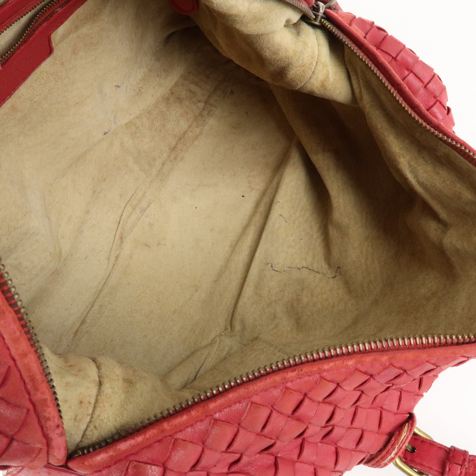 BOTTEGA VENETA Intrecciato Leather Montaigne Boston Bag Red