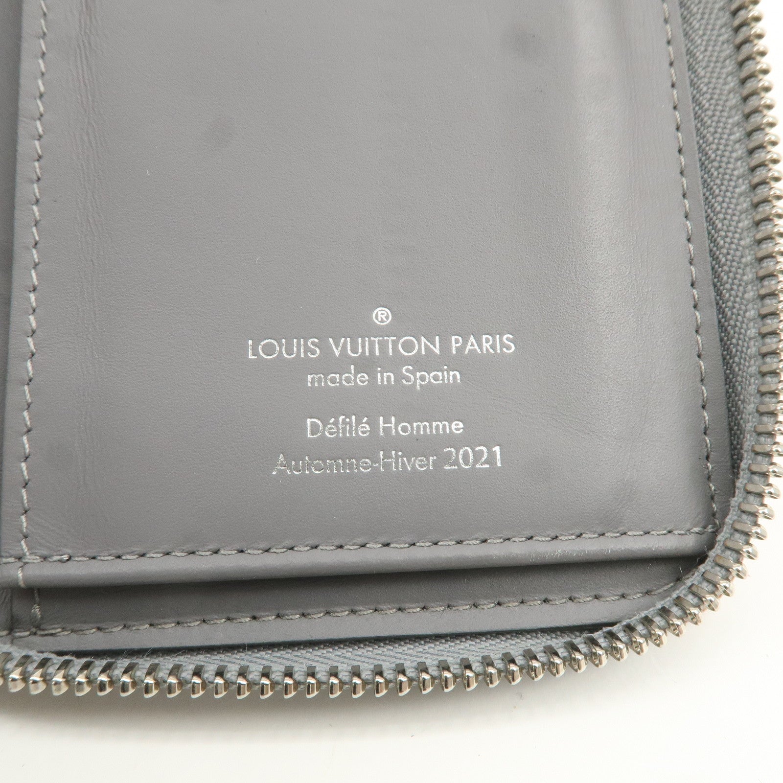 Louis Vuitton Monogram Mirror Zippy Wallet Vertical 2021 M80808