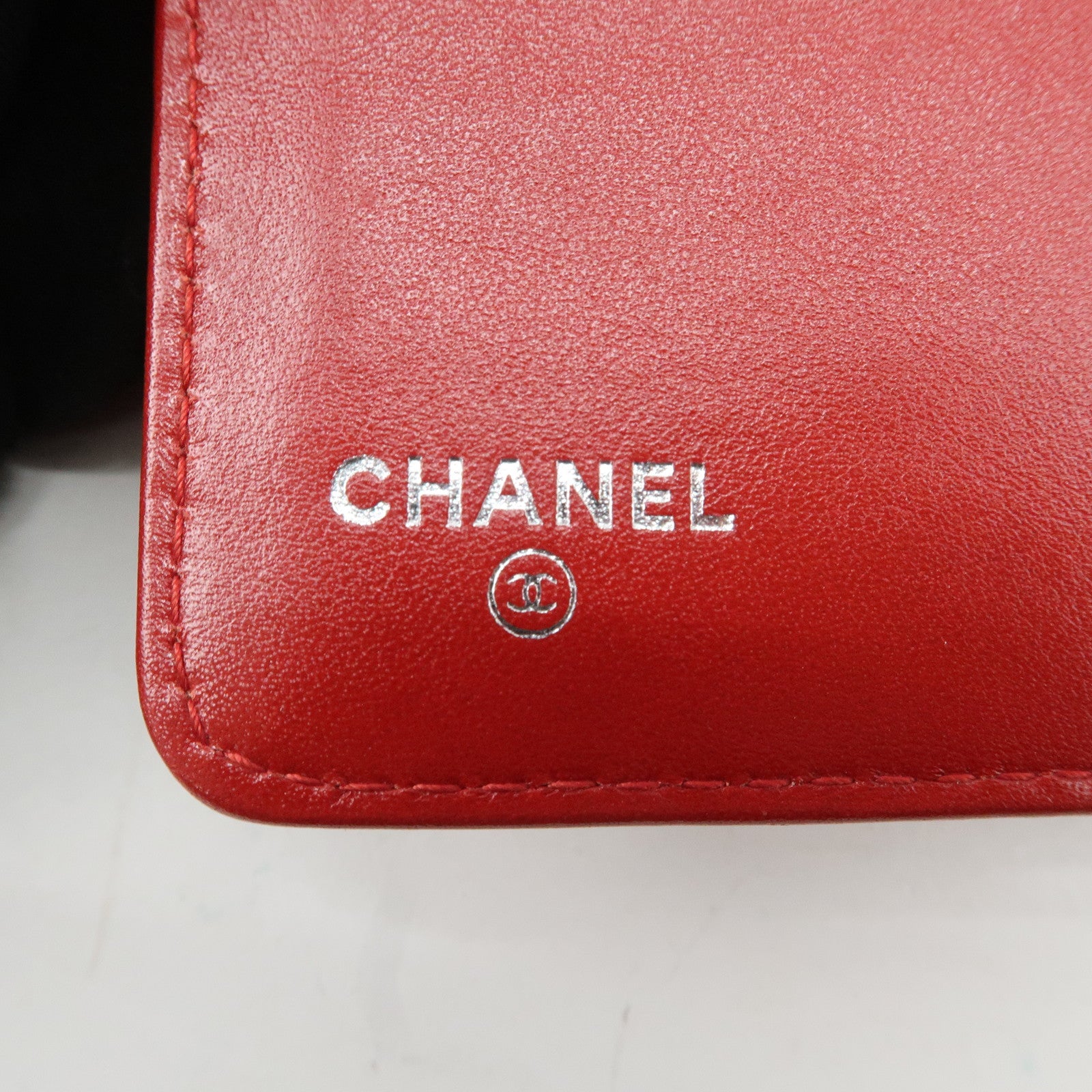 CHANEL Camellia Patent Leather Bi-fold Wallet Red Used