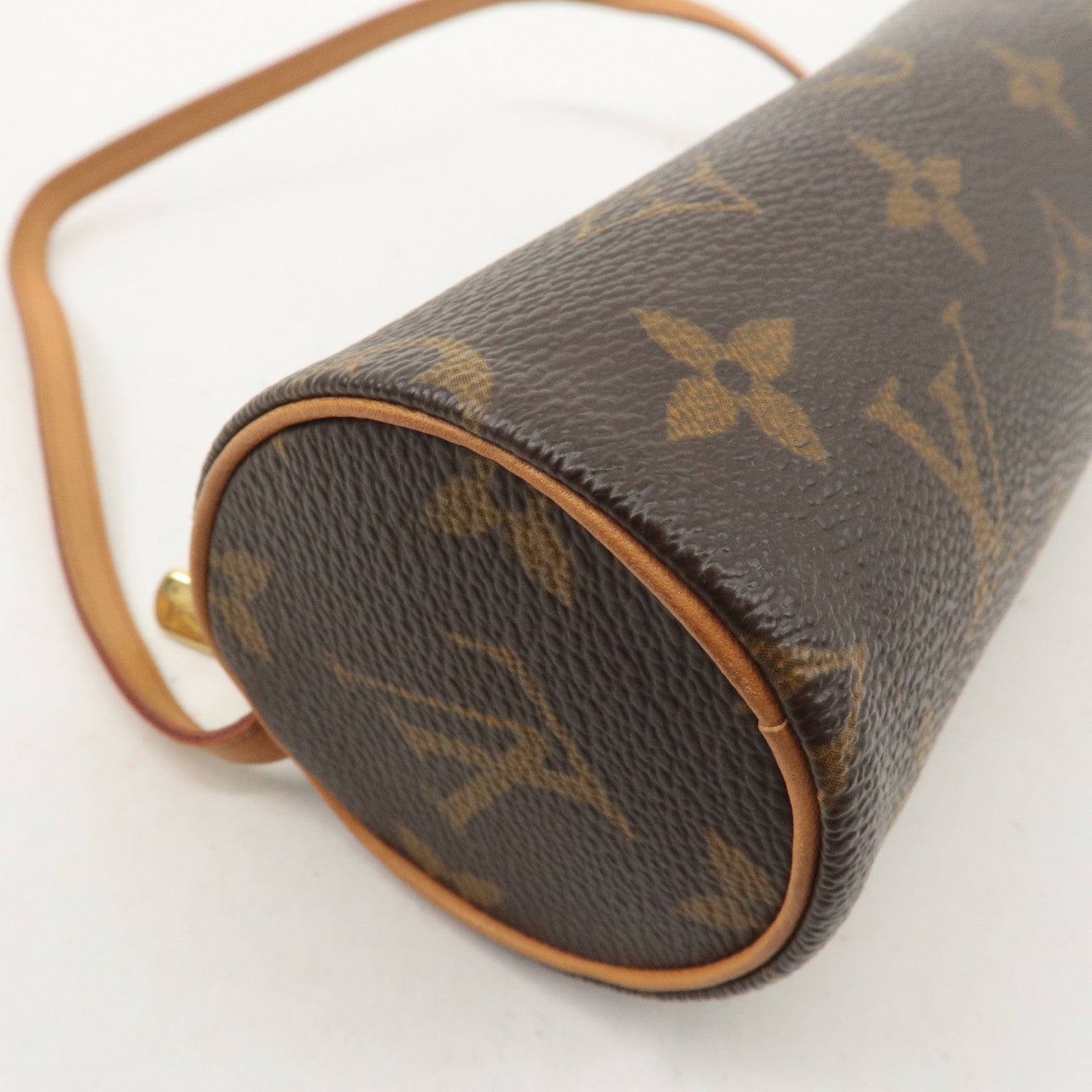 Louis Vuitton Monogram Papillon 30 Hand Bag 
Pouch Brown M51385