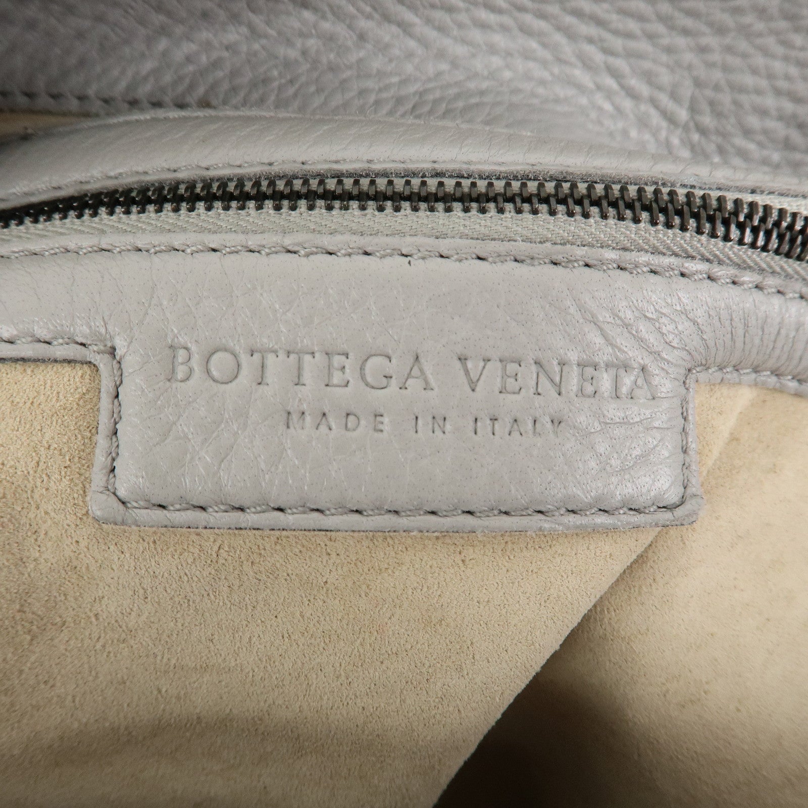 BOTTEGA VENETA Intrecciato Leather One-Shoulder Bag Gray 179331