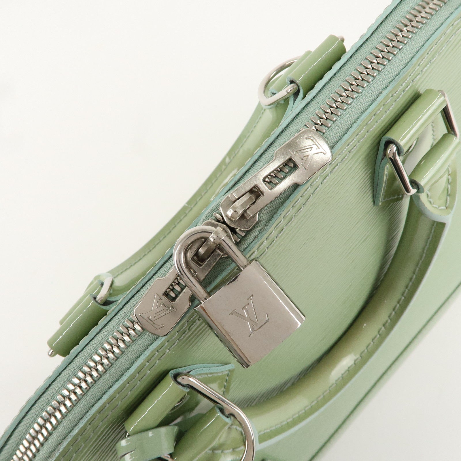 Louis Vuitton Epi Patent Leather Alma Hand Bag Light Green M52142