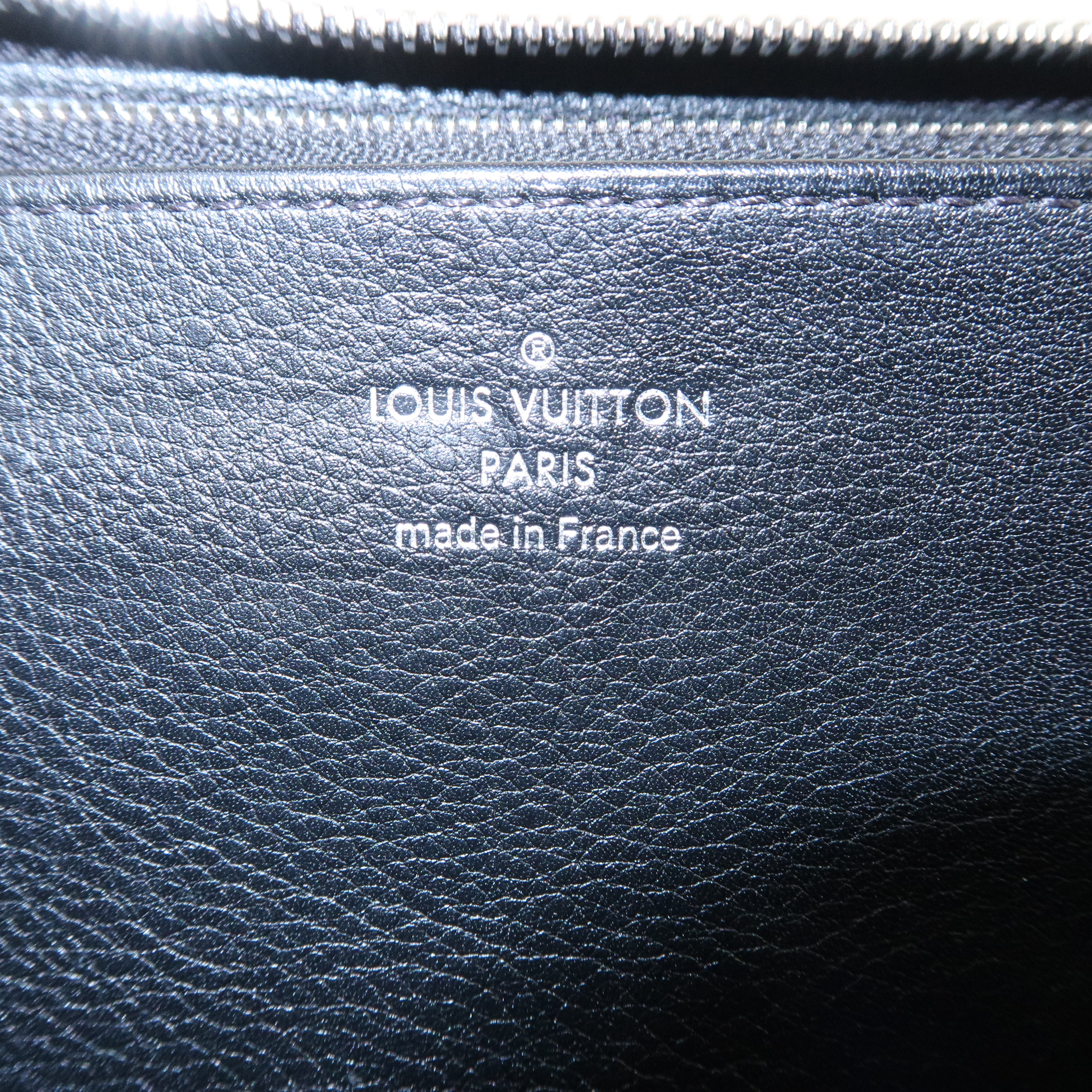 Louis Vuitton Monogram Mahina Zippy Wallet Noir M61867