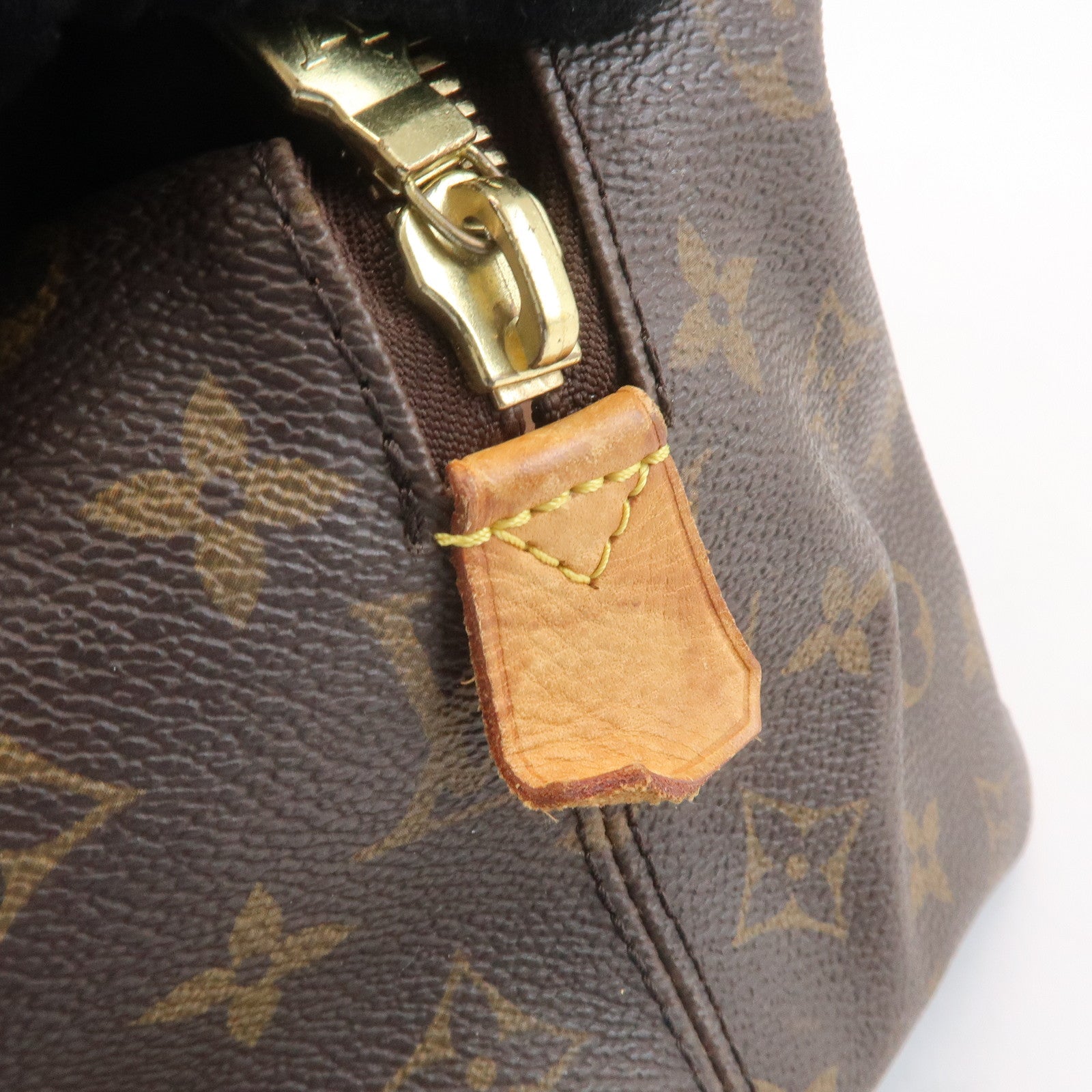 Louis Vuitton Monogram Weekender MM Boston Bag Brown M40476