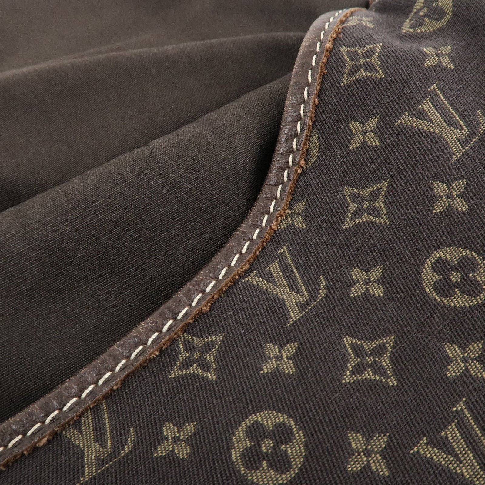 Louis Vuitton Monogram Mini Lin Saumur 30 Ebene Brown M95227