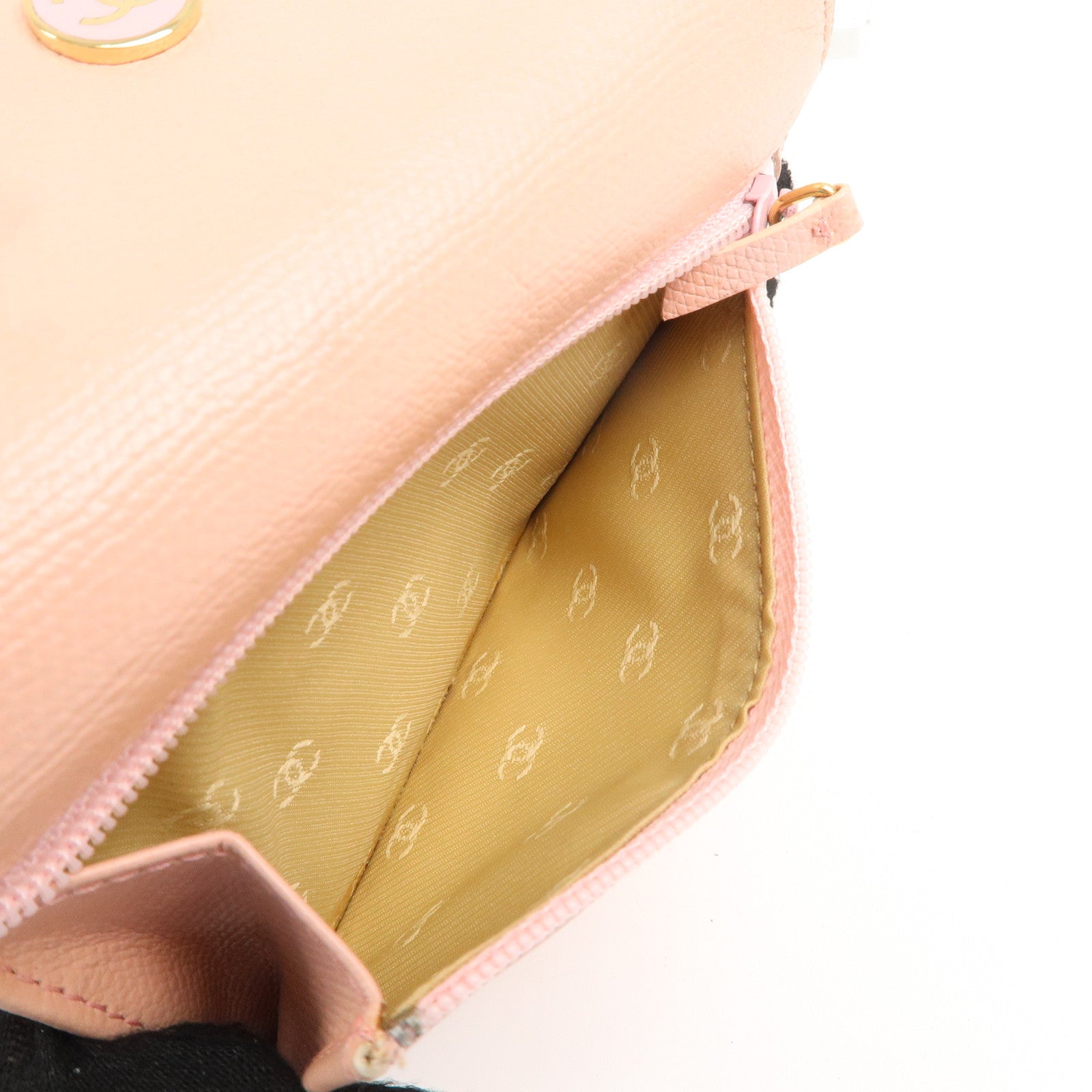 CHANEL COCO Button Leather Coin Purse Case Light Pink A20908