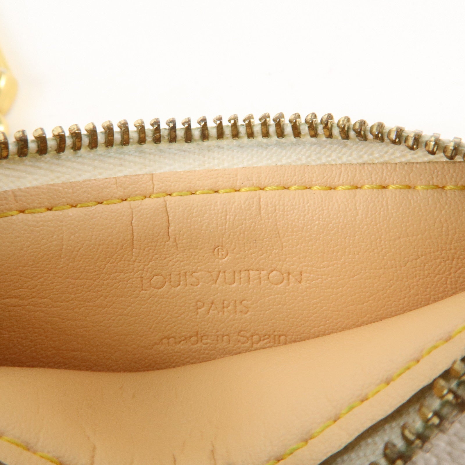 Louis Vuitton Monogram Multicolor Pochette Cles Blanc M92655