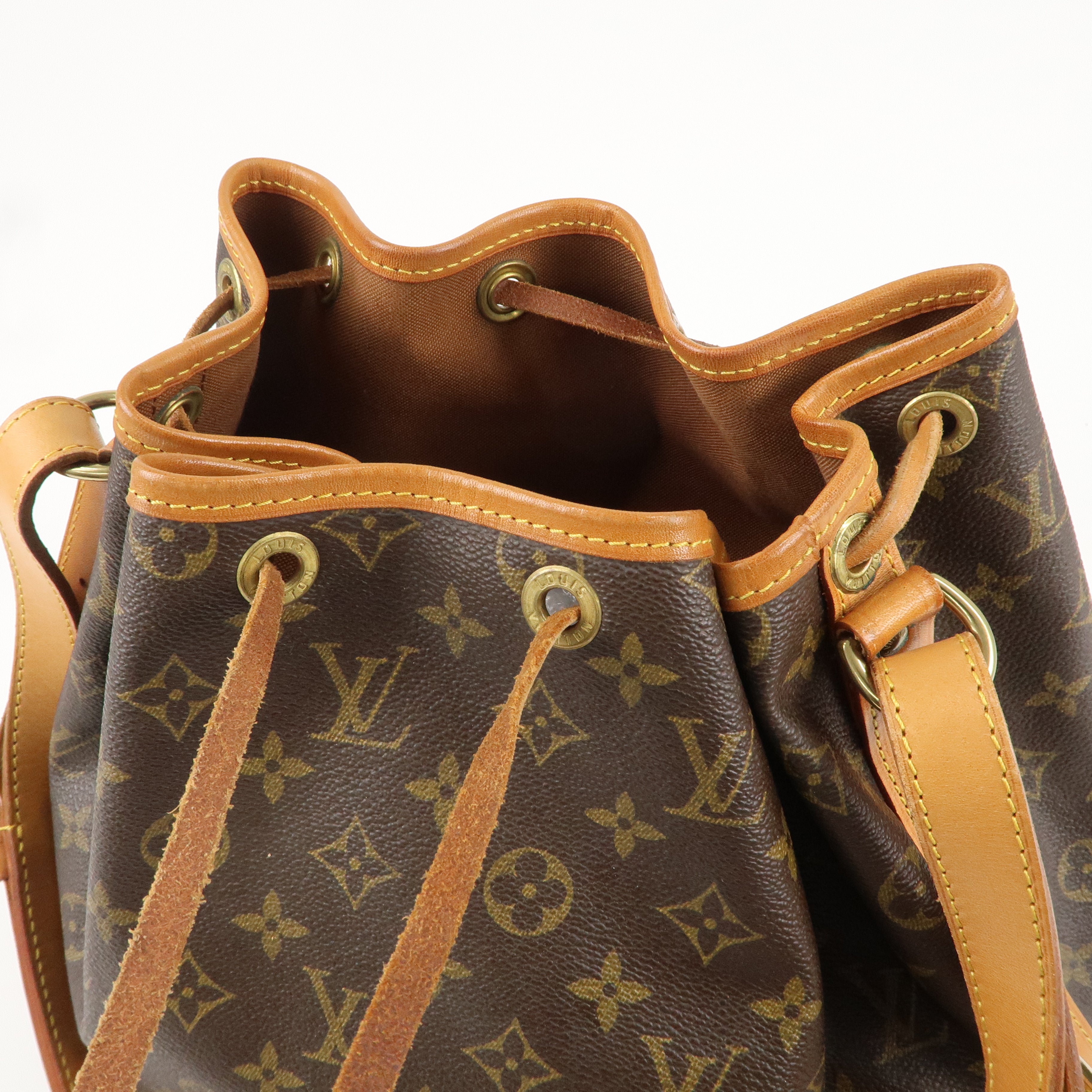 Louis Vuitton Monogram Noe Shoulder Bag Hand Bag Brown M42224