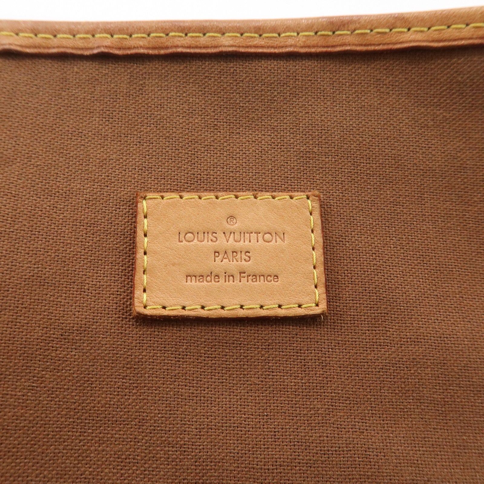 Louis Vuitton Monogram Gongo MM Shoulder Bag Brown M40116