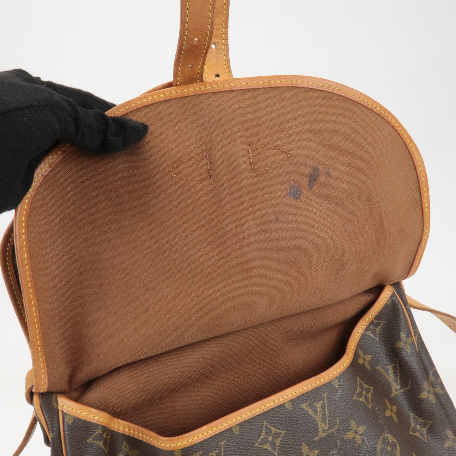 Louis Vuitton Monogram Saumur 30 Crossbody Bag Brown M42256 Used