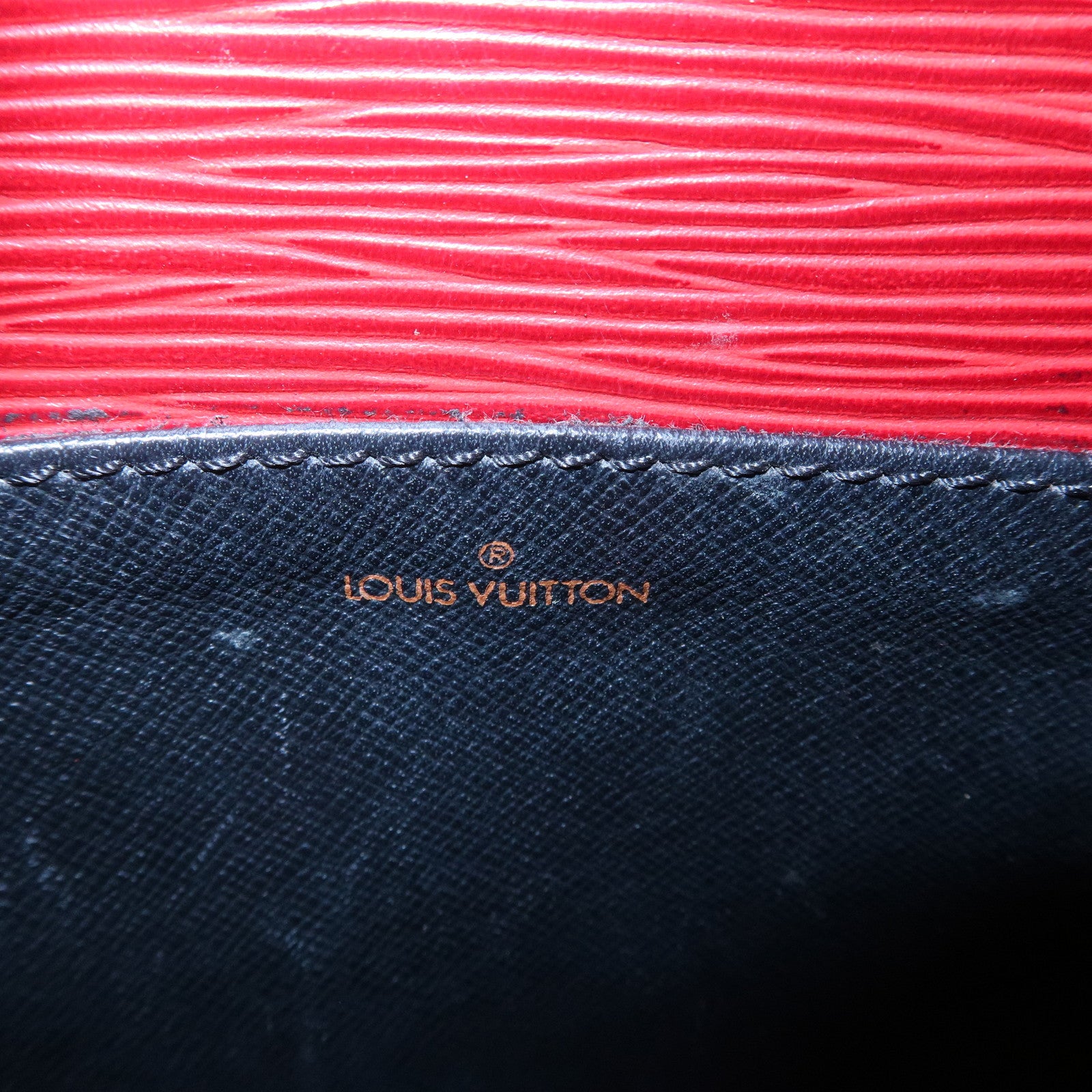 Louis Vuitton Epi Saint Cloud Shoulder Bag Red M52197 Used