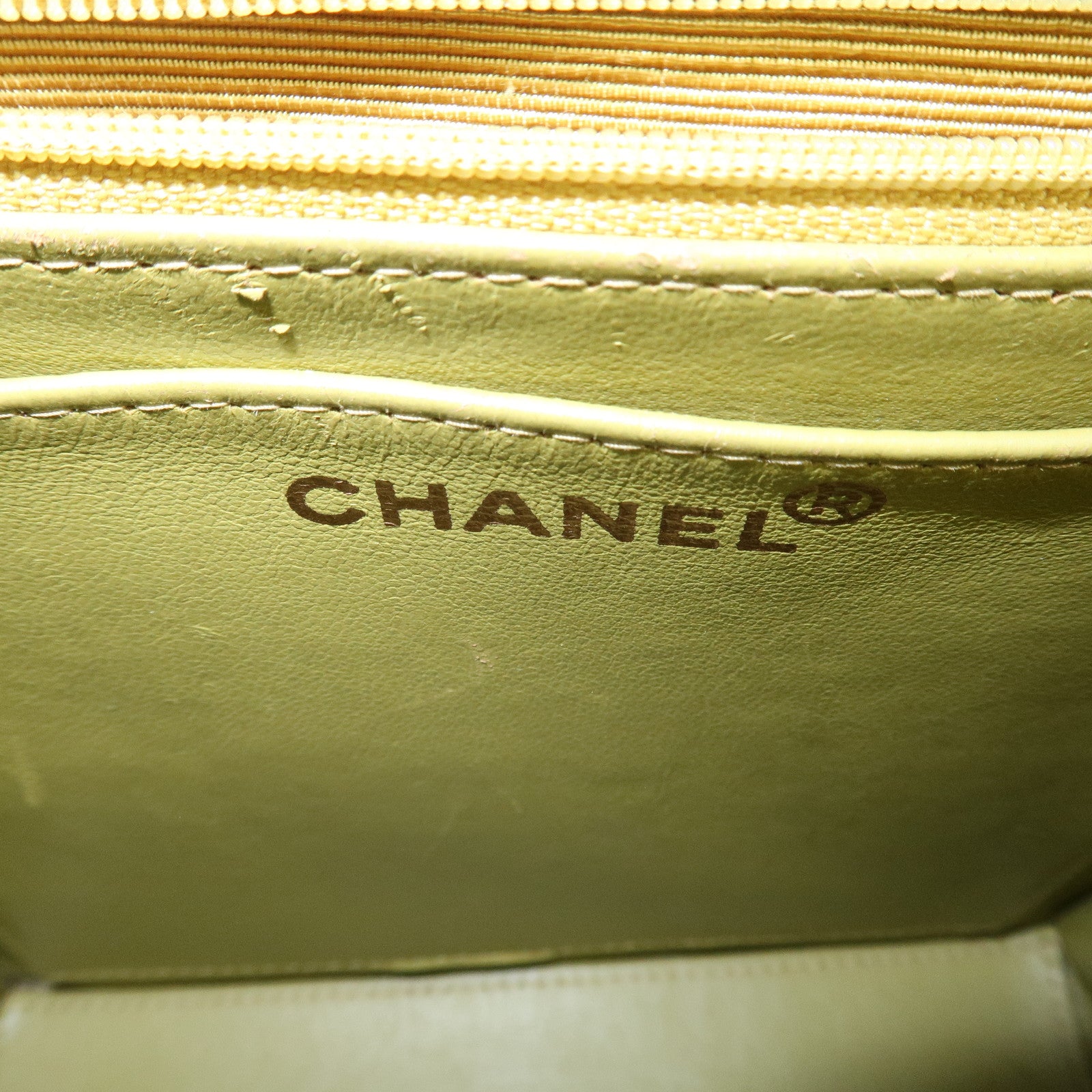 CHANEL Matelasse Caviar Skin Shoulder Bag Yellow