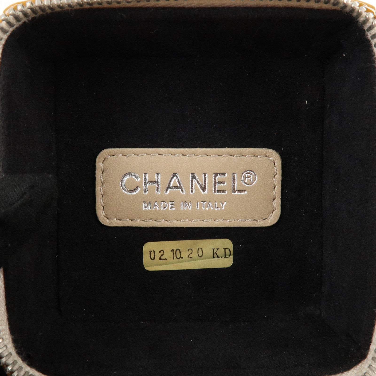 CHANEL Chocolate Bar Patent Leather COCO Mark Vanity Pouch Used