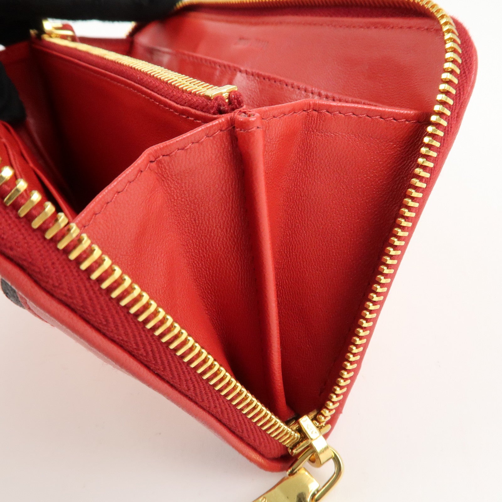 MIU MIU Leather Round Zipper Long Wallet Red Pink