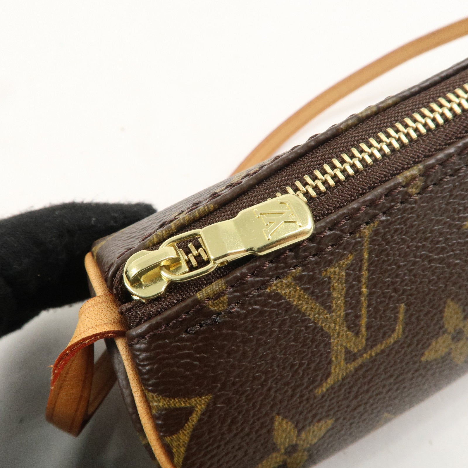 Louis Vuitton Monogram Papillon 30 Hand Bag 
Pouch Brown M51385