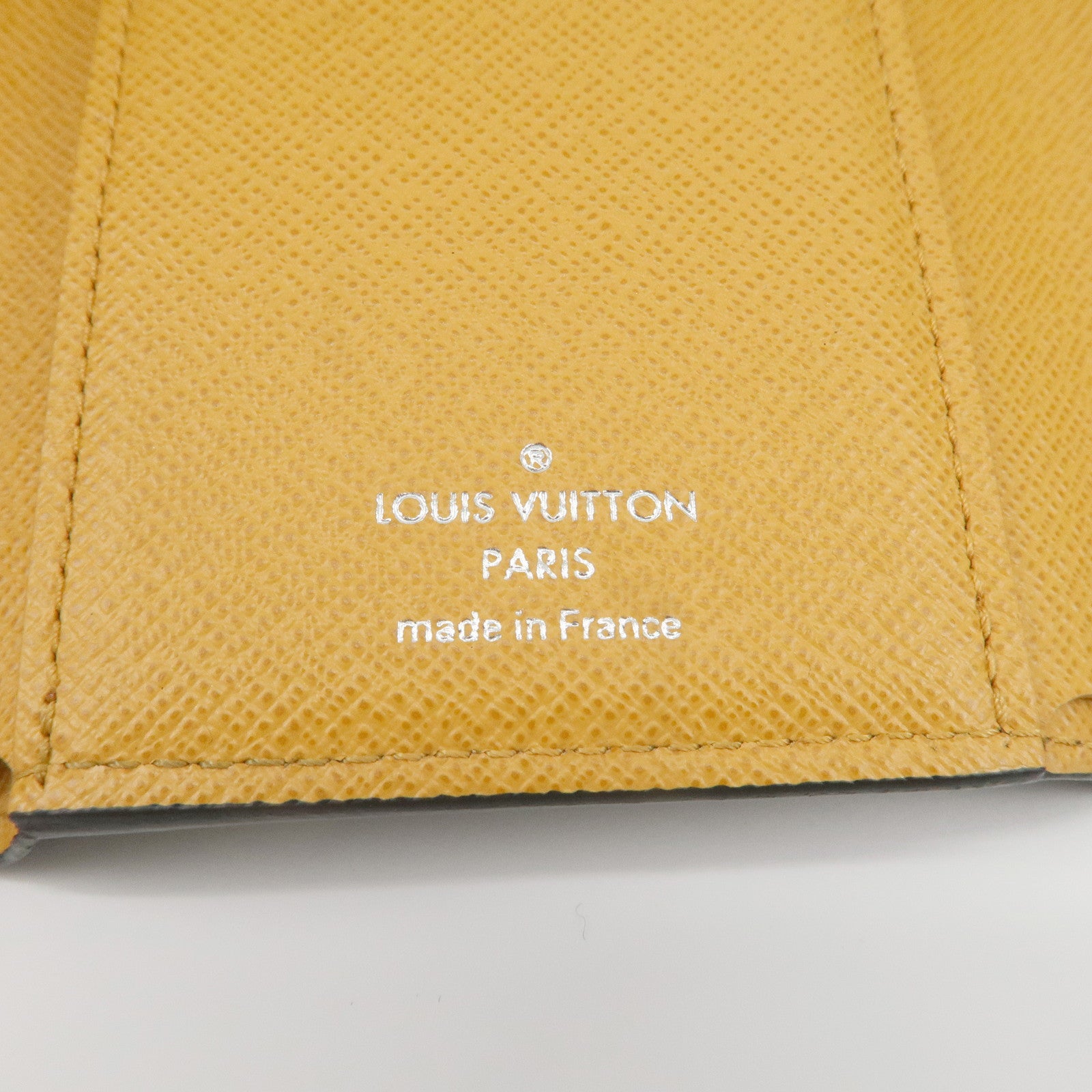 Louis Vuitton Epi Portefeuille Victorine Wallet Noir M69218