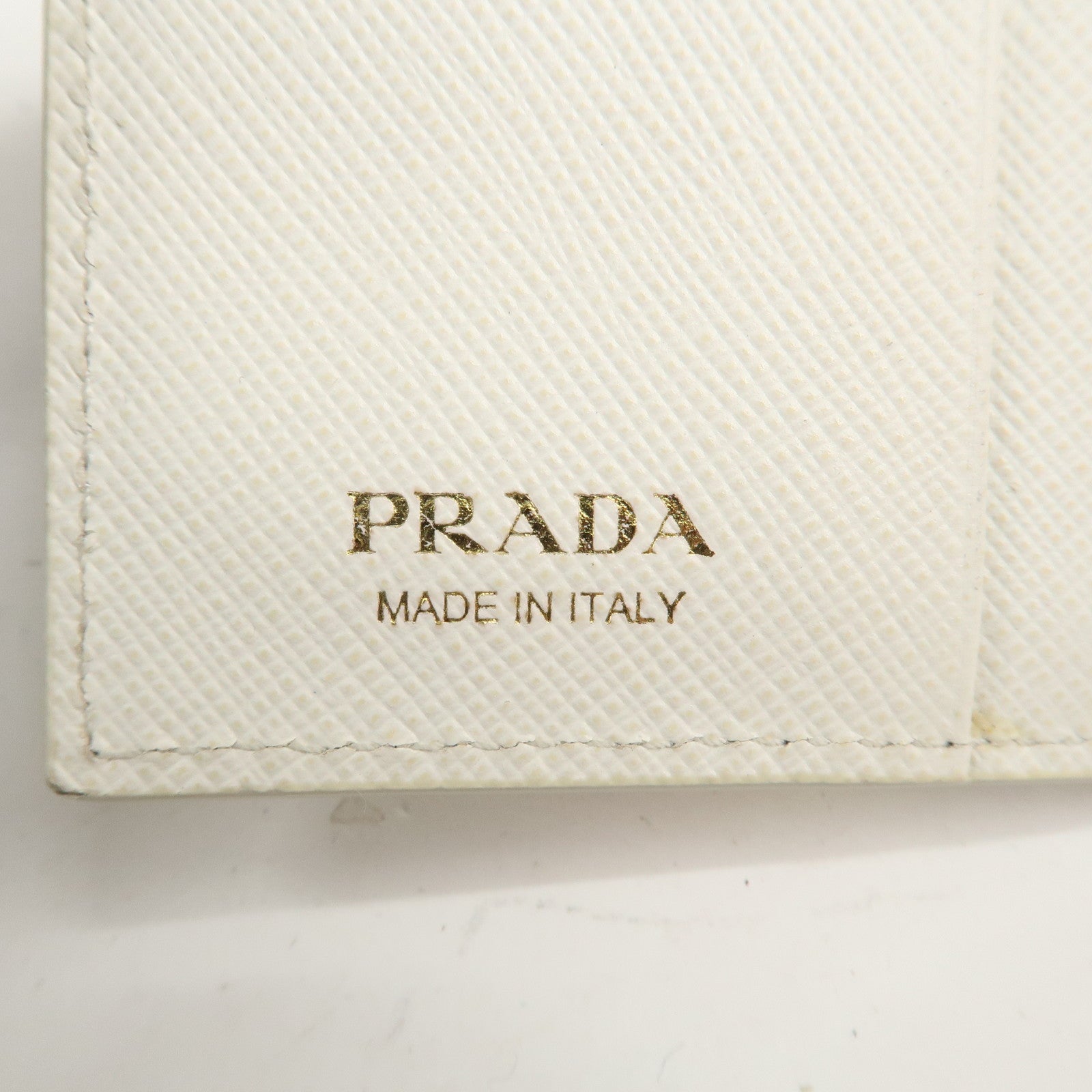 PRADA Logo Leather Lip Design Bi-Fold Wallet Ivory