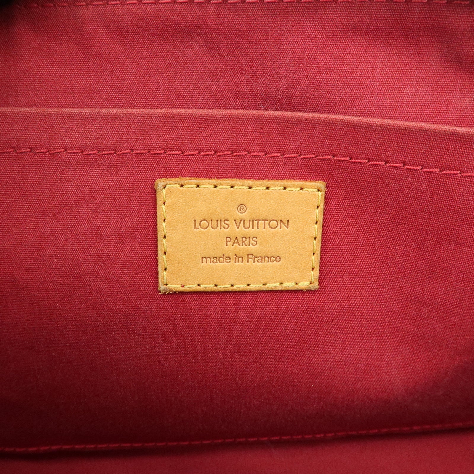 Louis Vuitton Vernis Rosewood Avenue Pomme D
Amour Bag M93507