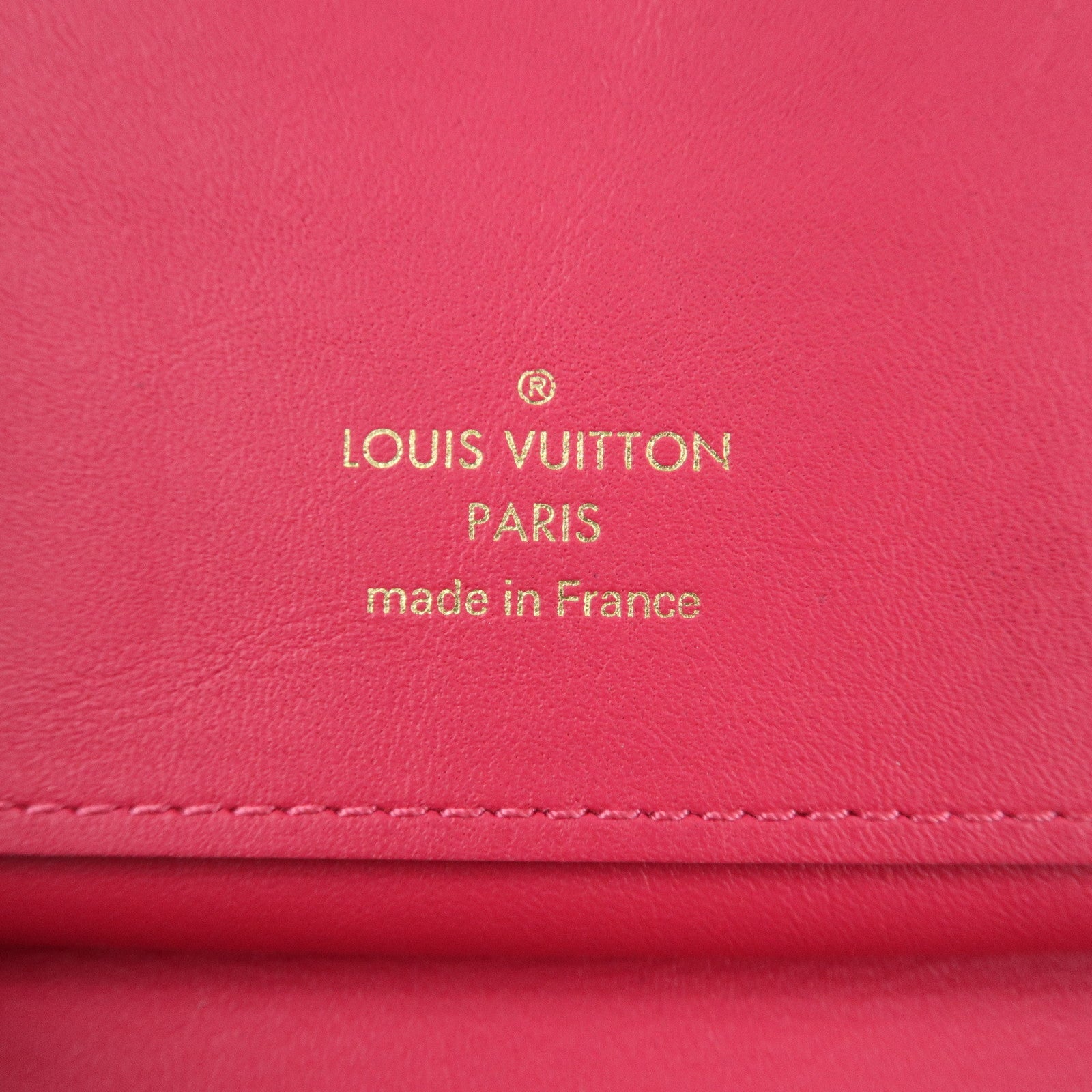 Louis Vuitton New Wave Leather Bi-Fold Compact Wallet Freesia Used