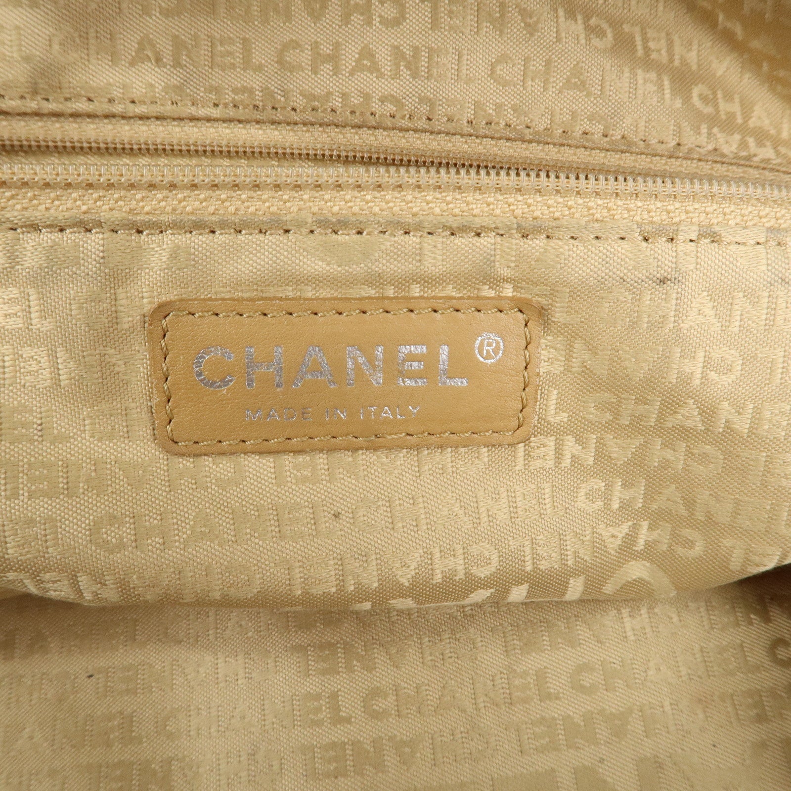 CHANEL Chocolate Bar Caviar Skin Mini Boston Bag Beige A26135