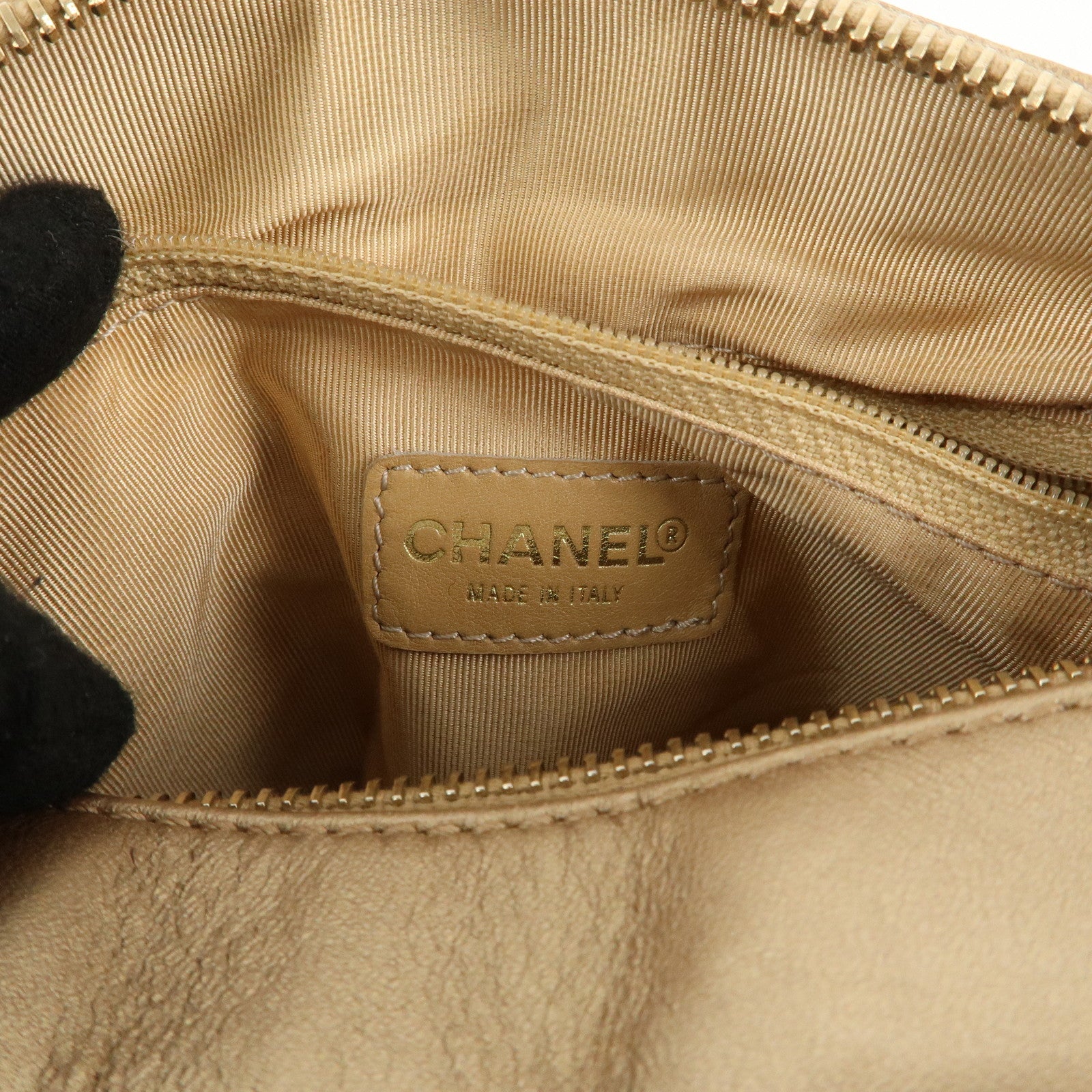 CHANEL Chocolate Bar Lamb Skin Shoulder bag Gold