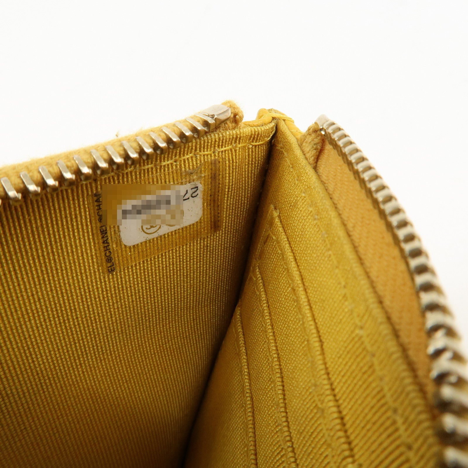 CHANEL Matelasse Caviar Skin Fragment Case Card Case Yellow