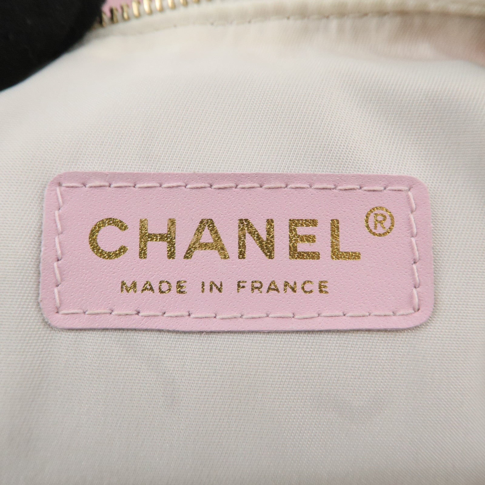 CHANEL New Travel Line Nylon Jacquard Leather Shoulder Bag Pink