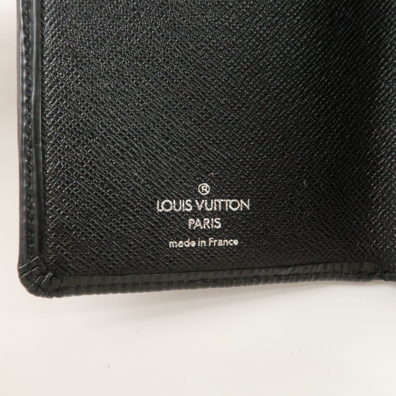 Louis Vuitton Epi Portefeuille Koala Bi-fold Wallet Noir M58012