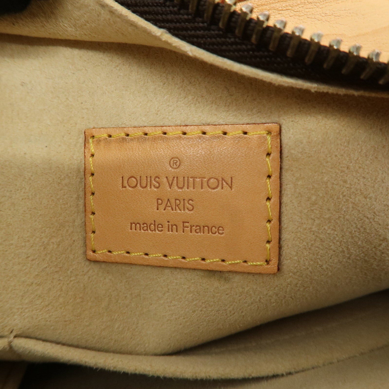 Louis Vuitton Monogram Hudson GM Shoulder Bag Hand Bag M40045