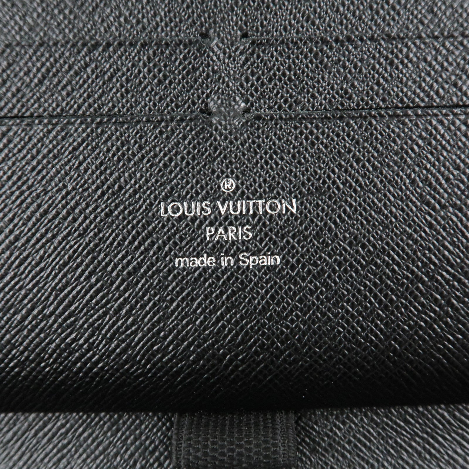 Louis Vuitton Epi Zippy Organizer Wallet Black Noir M63852