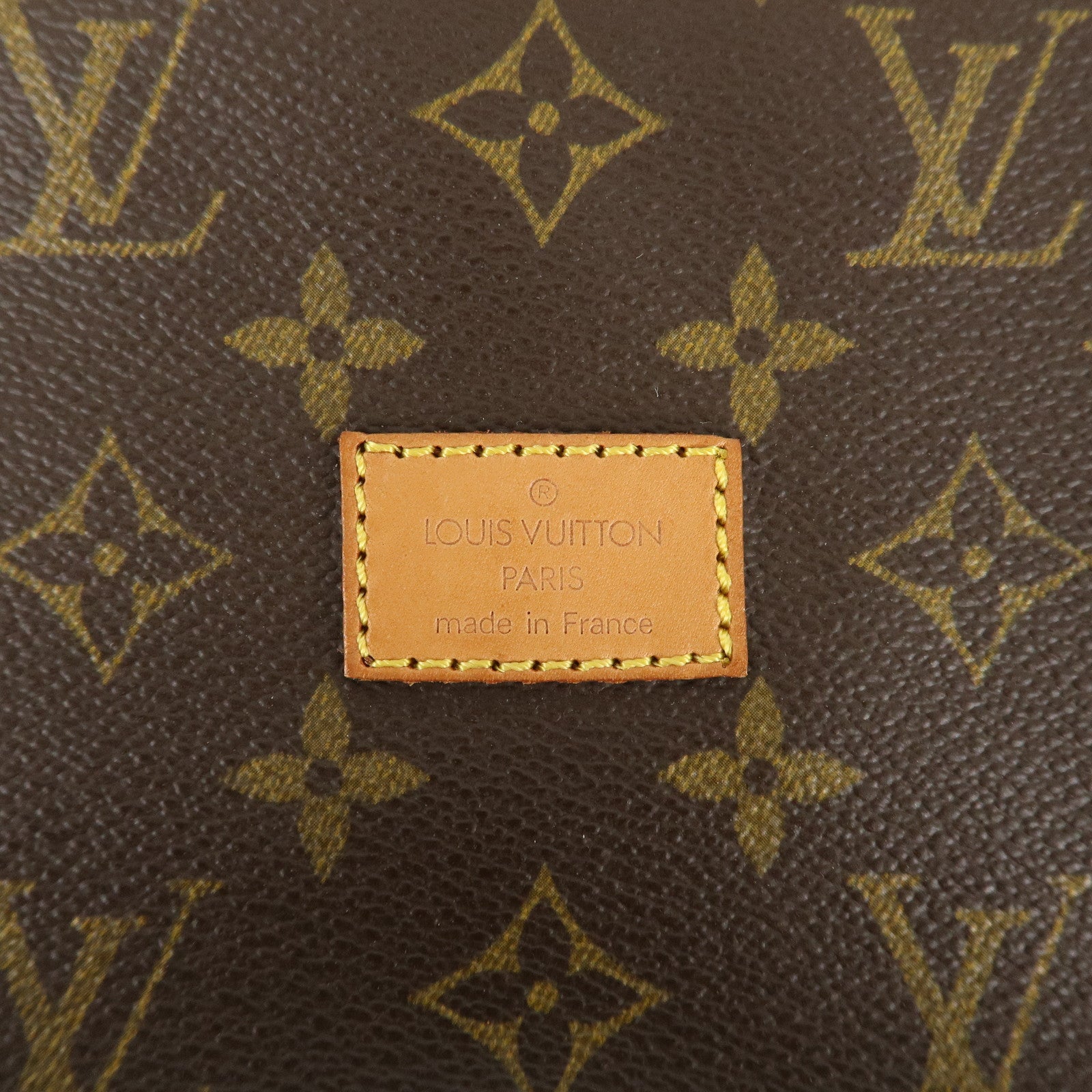 Louis Vuitton Monogram Saumur 30 Crossbody Bag Brown M42256 Used