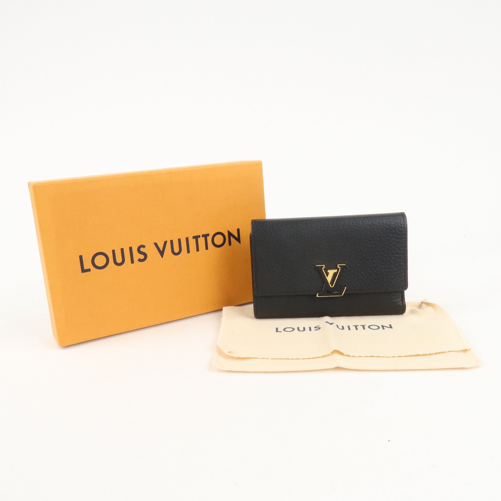 Louis Vuitton Portefeuille Capucines Compact Wallet M62157 Used